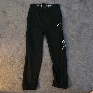 Boys Nike sweats